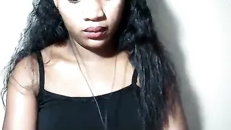 lovelylarra recorded nude video 1073872