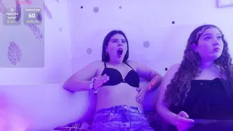 Emilyblosom_y_miarose porn video chat (07/29/2026)