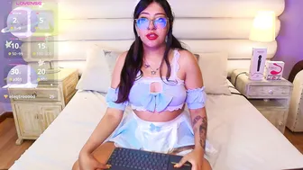 Milan_sweetie saliva horny amateur