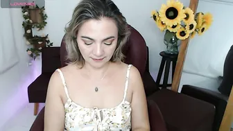 Rebeca_milf cam porn 08-01-2026