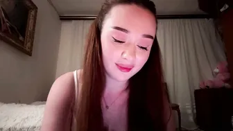 Lina_blow feet - (08/01/2026)