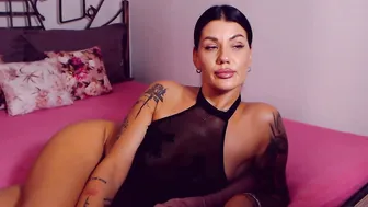 yvonneeverlee recorded nude video 1077046