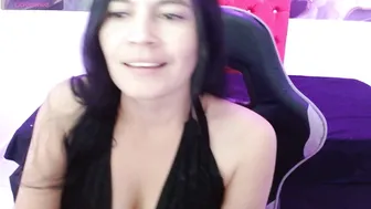 cristal541658 interactivetoy sex chat cam