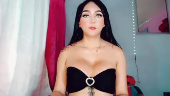 deboragill biglegs nude cam