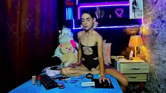Lucy_unlimited sex chat 02-Aug-26