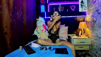 Lucy_unlimited sex chat 02-Aug-26