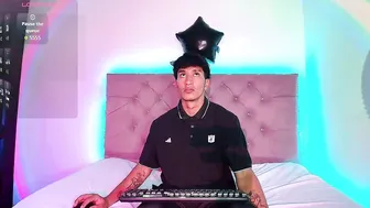 Zaynmoretti nude cam 04-Aug-26