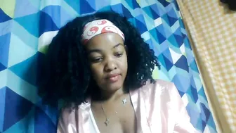 mmyriame chat sex (08-04-2026)