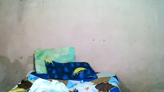 ur_sexybabe_ehra babe on webcam