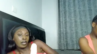 kinky_leila cam show (08-04-2026)