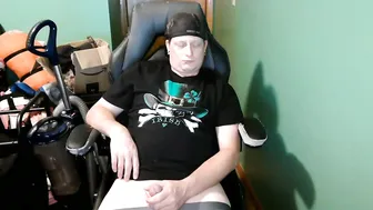edwardaims_2please video cam porn 04-Aug-26