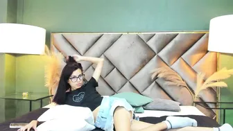 emily_loperaa webcam porn video (07-19-2025)
