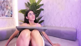 Isa_little4u porn chat video (07/19/2025)