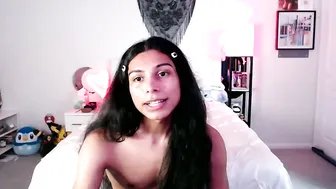 Babyempathy on webcam 19-Jul-2025