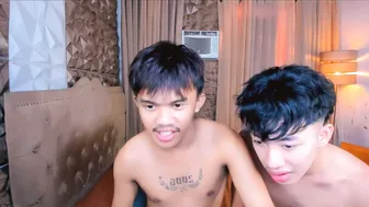 Hornytwinkx69 asian video cam porn