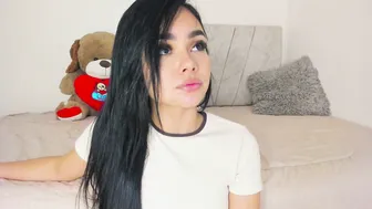 emilylittle___ 08-04-2026 petite