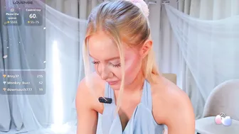Oliviabr0wn amateur live cam video 08/05/2026