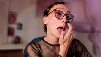liahilton_ recorded nude video 1081273