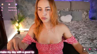 Virgniagibson live cam show webcam