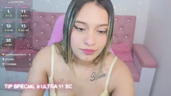 paris09_v feet live cam show