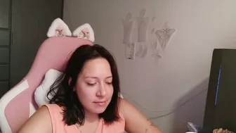 Hot_mommymia porn chat video 08/05/2026