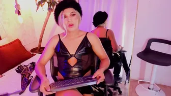 chloe_bronze nude cam video 08/06/2026