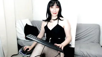 Laura_pervert_ live cam video (08-06-2026)