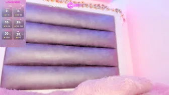 Ashley_js on webcam (08/06/2026)