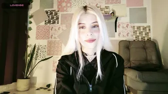 luckysapphire777 naked 06 August 2026