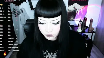 cristal_kosh goth - 08-07-2026