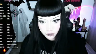 cristal_kosh goth - 08-07-2026