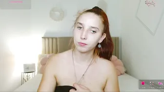 little_tits_x video cam porn camvideo
