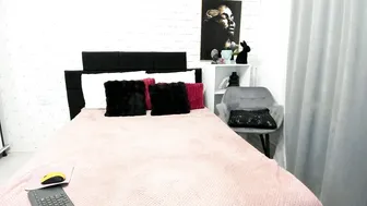 Heidixcutie latina hot live cam video