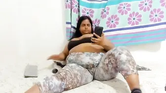 Susanaeshwar posing on webcam 08-Aug-2026