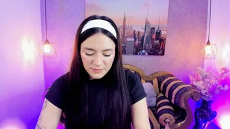 Dali_collin latina nude