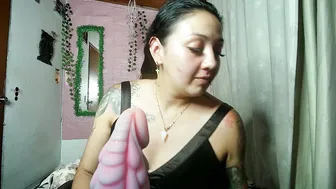 callme_lolas (08/09/2026) tattooedgirl