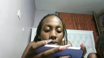 Sweetnovah strapon cam sex