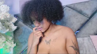 elit_noa recorded nude video 1085843