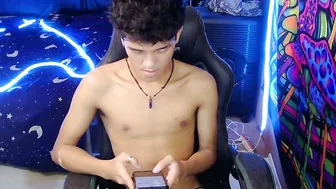 ken_bigcockxx femboy chat cam porn