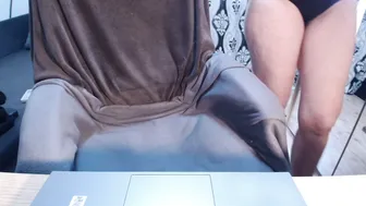 Nicky_38hhugetits hairy 11-Aug-26