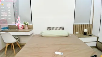 little_yena 08-11-2026