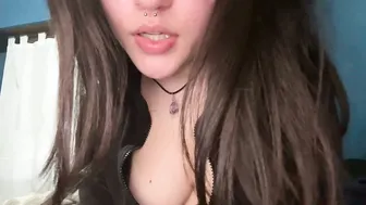 Kikilove15 petite live cam show