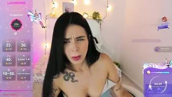 Katia_sex25 posing on cam - 08/12/2026