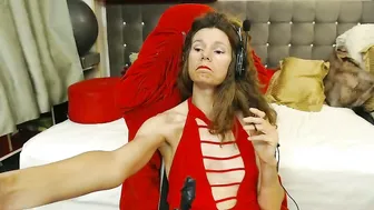 Kellynumber bigtits (08/12/2026)