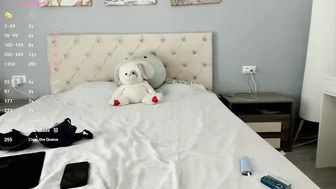 Ivytease_ blonde - (08/12/2026)
