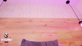 Emily_luve 12-Aug-26 hot porn video