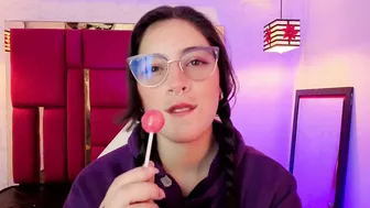 moon_winy glasses cam girl chat