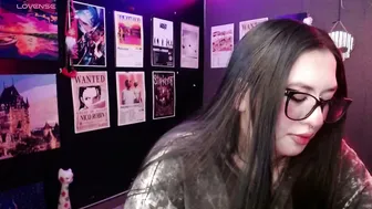 Raven_darkk goth cam sex