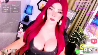 xjackiehugesuckerx lovense live on cam