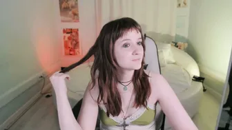 clover_red porn cam chat 07-19-2025